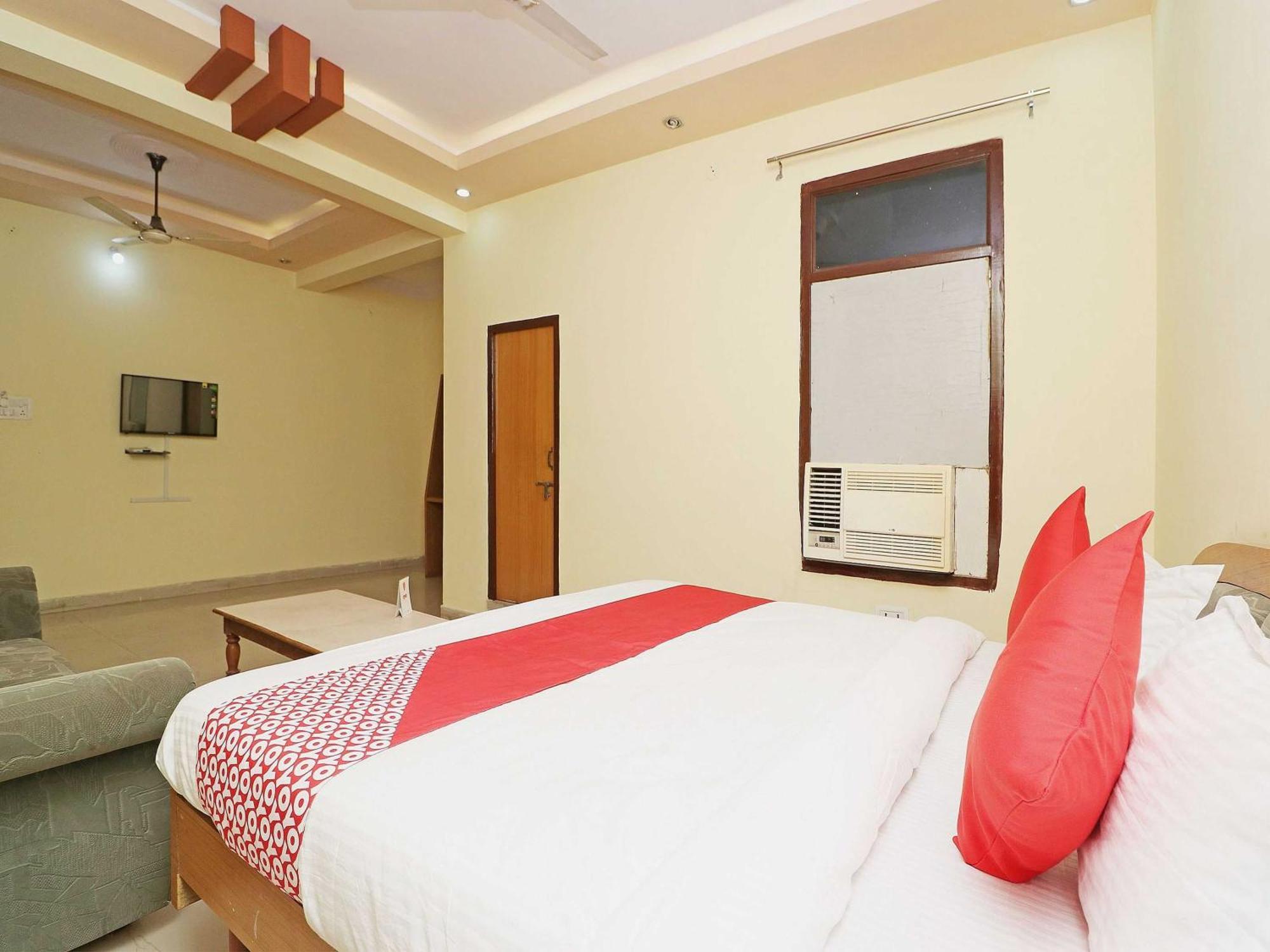 OYO 12775 Bharat Plaza Hotel Kota  Bagian luar foto