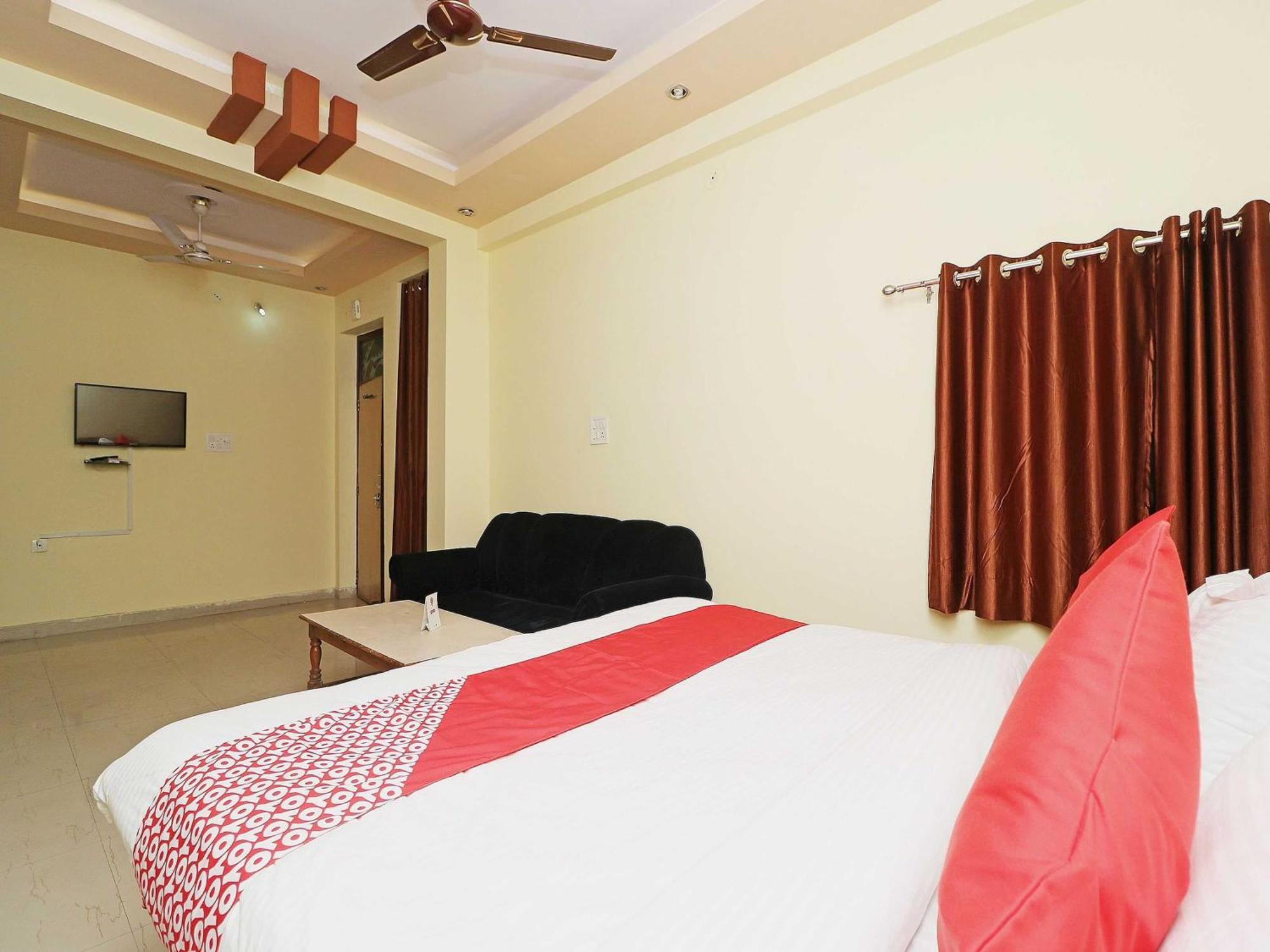 OYO 12775 Bharat Plaza Hotel Kota  Bagian luar foto