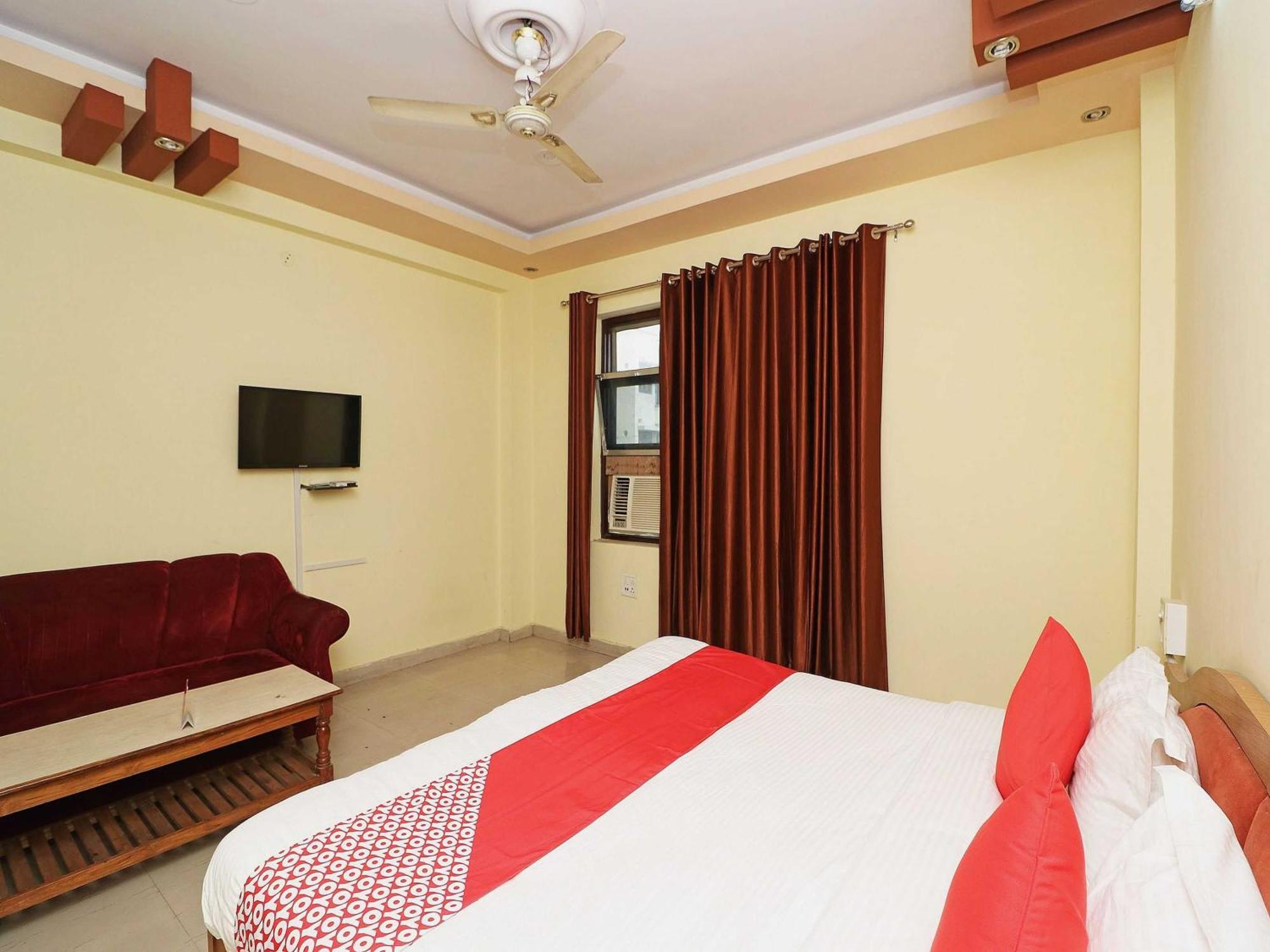OYO 12775 Bharat Plaza Hotel Kota  Bagian luar foto