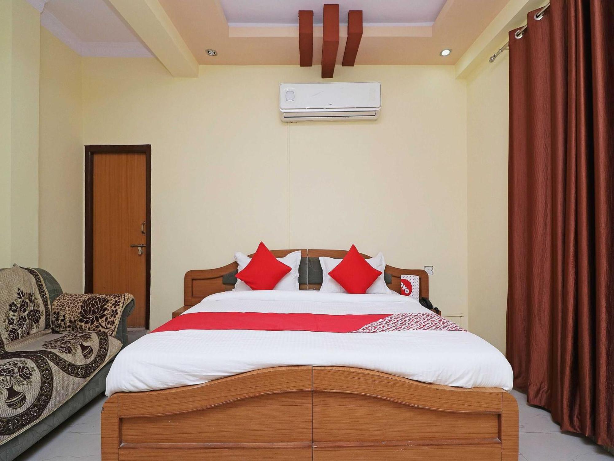 OYO 12775 Bharat Plaza Hotel Kota  Bagian luar foto