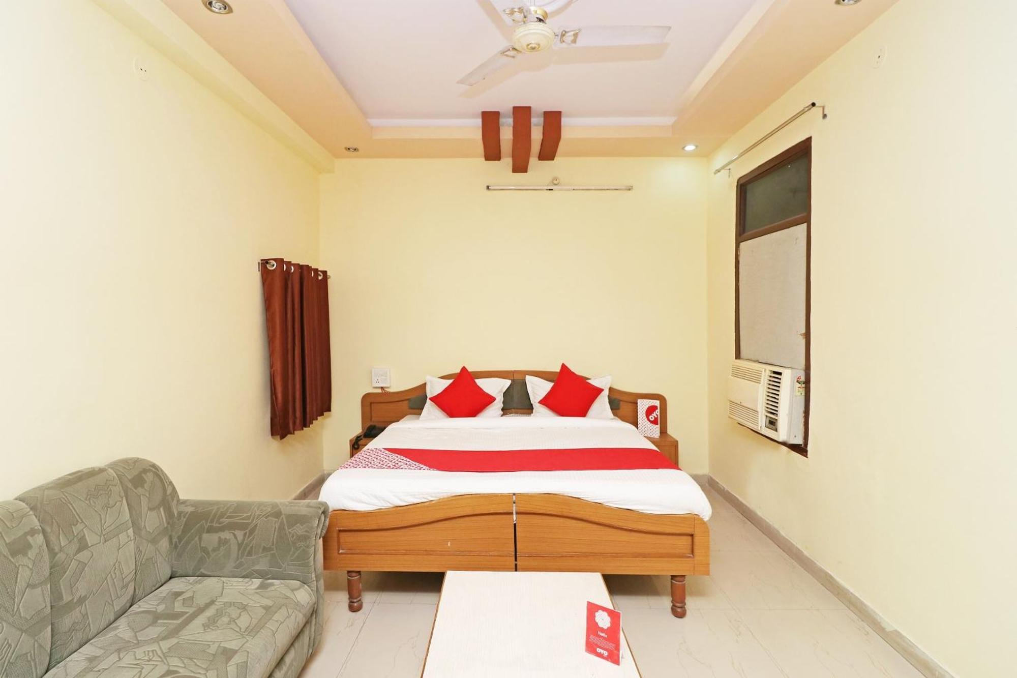 OYO 12775 Bharat Plaza Hotel Kota  Bagian luar foto