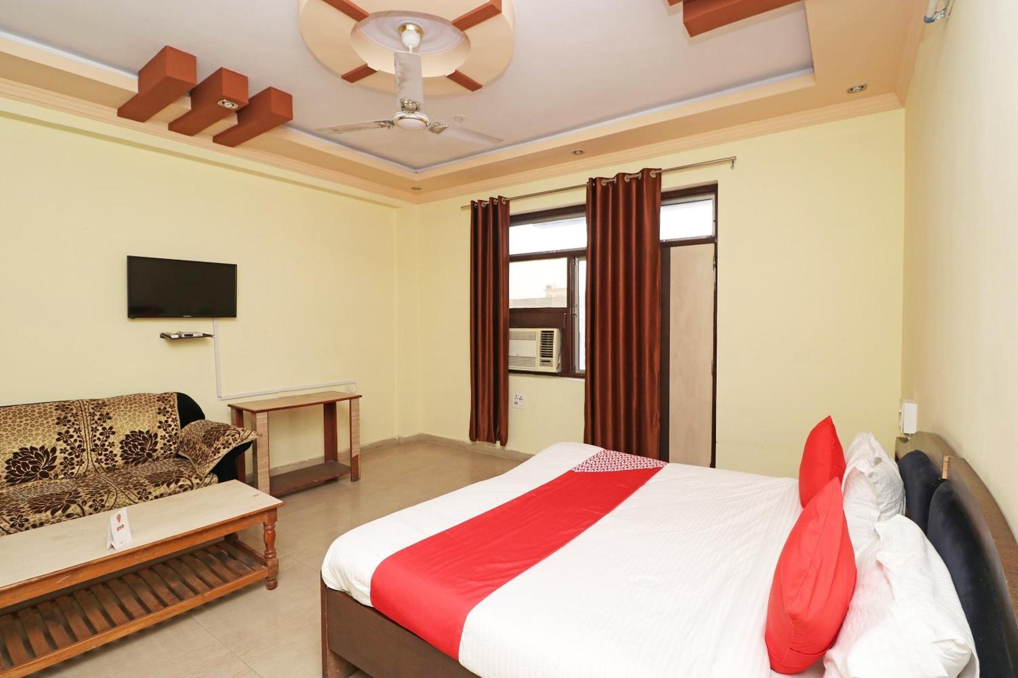 OYO 12775 Bharat Plaza Hotel Kota  Bagian luar foto